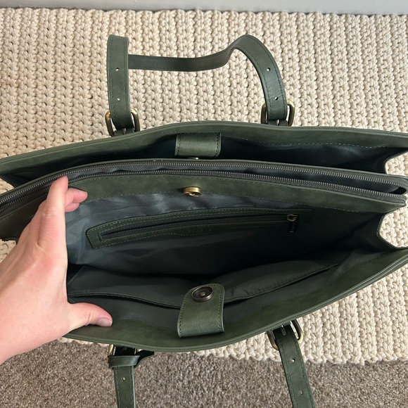 Leather Style Embossed Floral Forest Green Women's Tote Bag - Picture 11 of 15